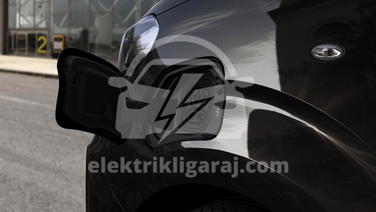 Peugeot e-Traveller Long 75 kWh