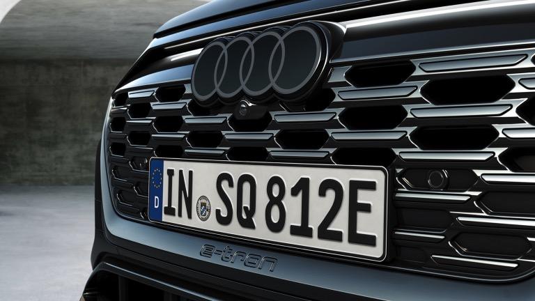 Audi  SQ8 e-tron